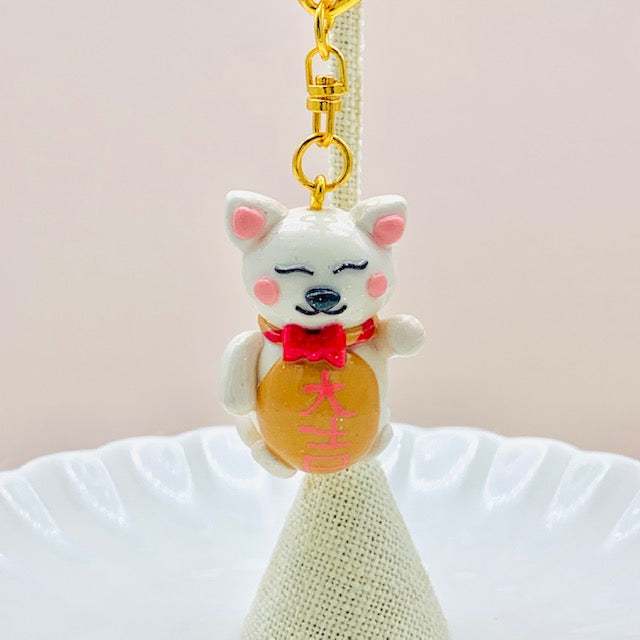 1pc Durable Soft Clay Cute Keyrings & Keychains With Ceramic Lucky Cat For  Men's Gift Car Keychain Bag Pendant And Ornament(Pink Green)